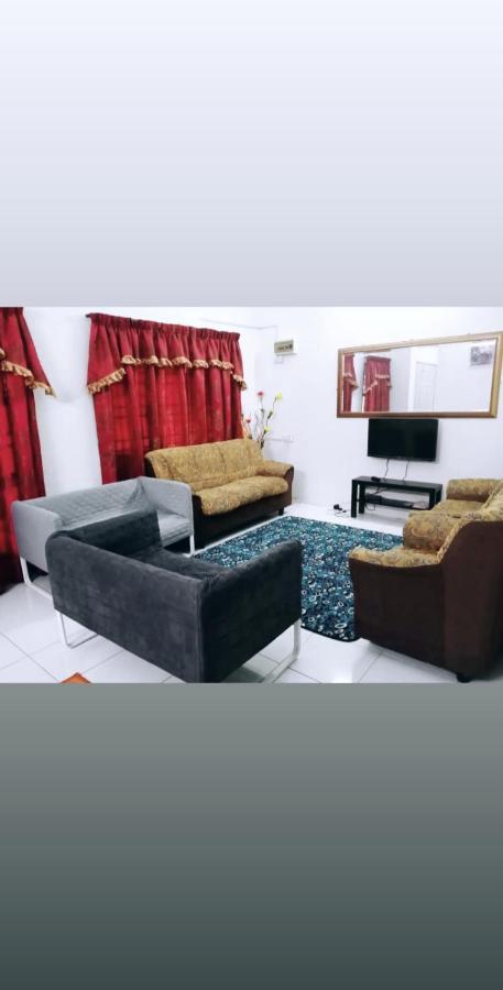 Homestay Mama Razzin Kuala Kangsar Eksteriør bilde